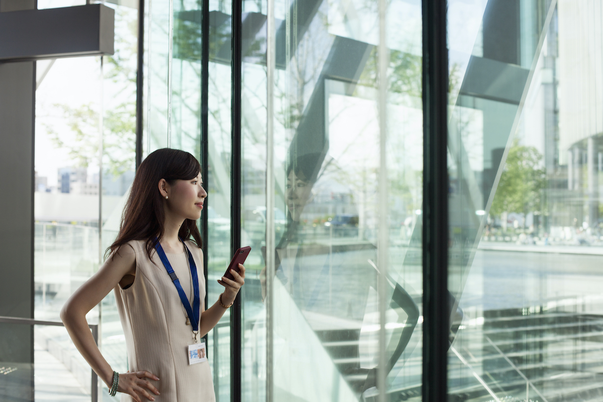 Z jakich materiałów wykonuje się smycz do kluczy?